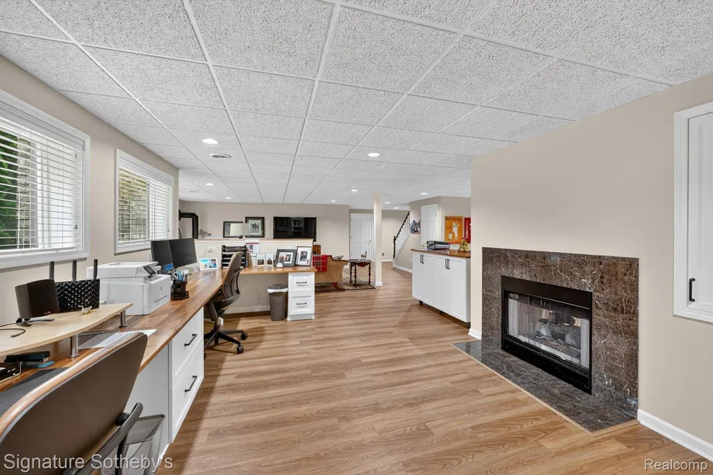 9880 Boulder Court Springfield Charter Township MI 48350