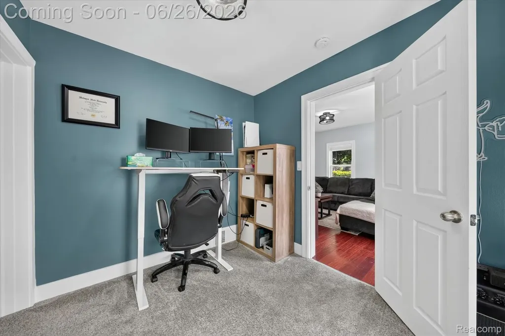 629 Bowers Street Clawson City MI 48017
