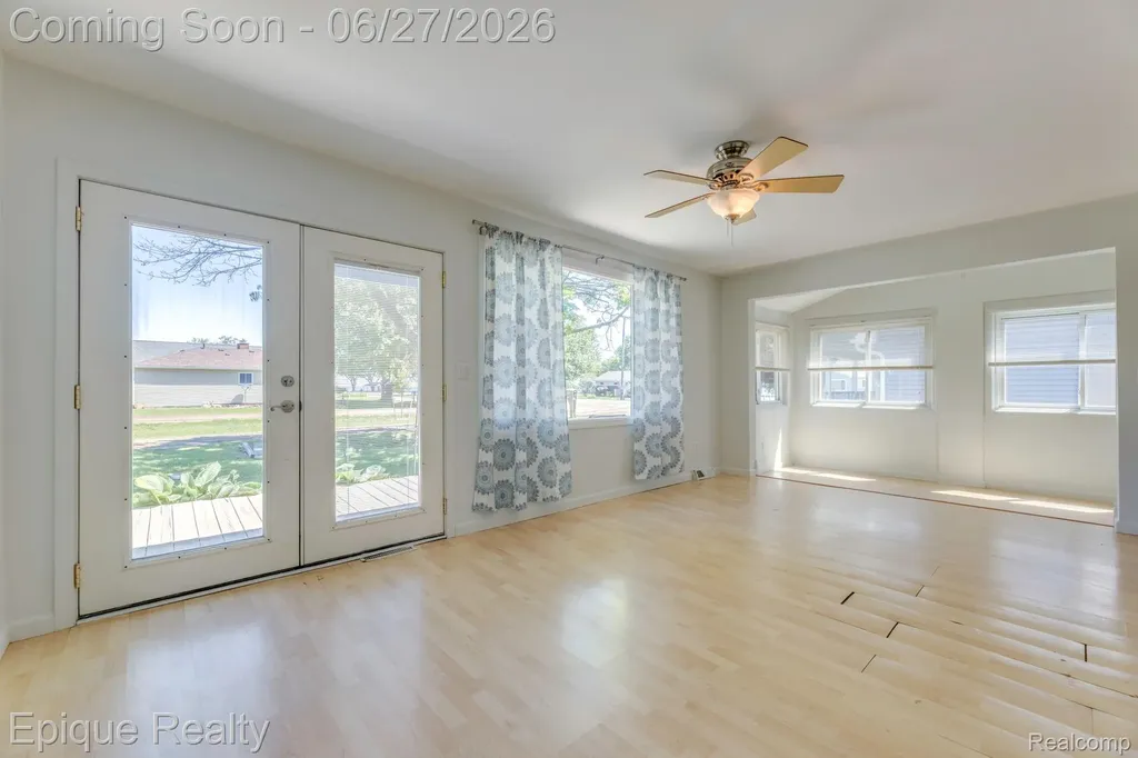 7520 Sunset Boulevard Worth Township MI 48450