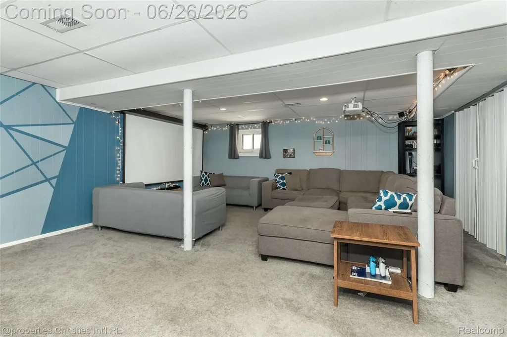 221 College Street Ferndale City MI 48220