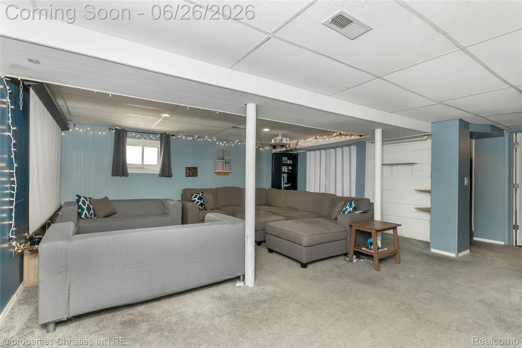 221 College Street Ferndale City MI 48220