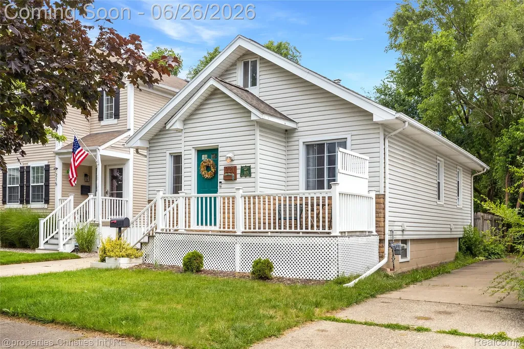 221 College Street Ferndale City MI 48220