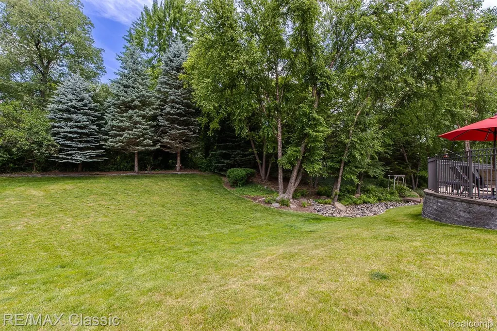 3790 Deer Springs Drive Oakland Charter Township MI 48306