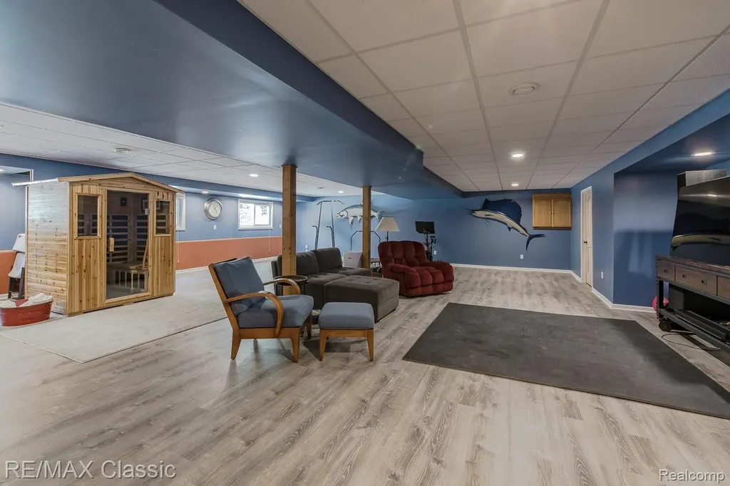 3790 Deer Springs Drive Oakland Charter Township MI 48306