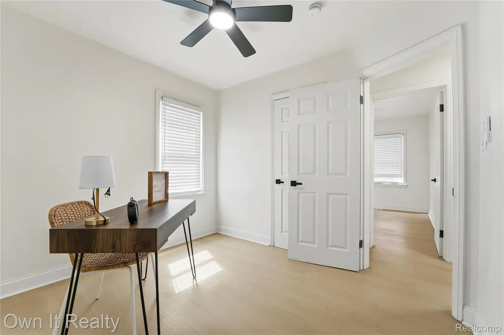 20190 Stansbury Street Detroit City MI 48235