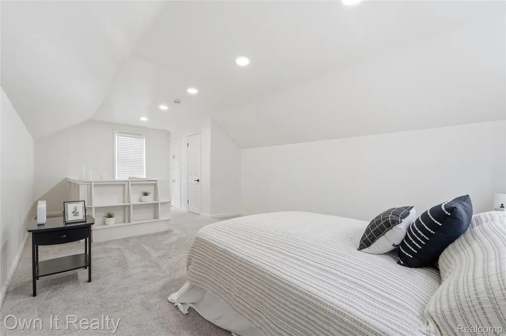 20190 Stansbury Street Detroit City MI 48235