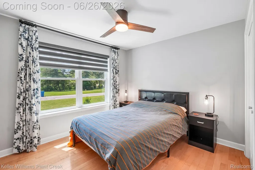 225 E Caledonia Street Howell City MI 48843