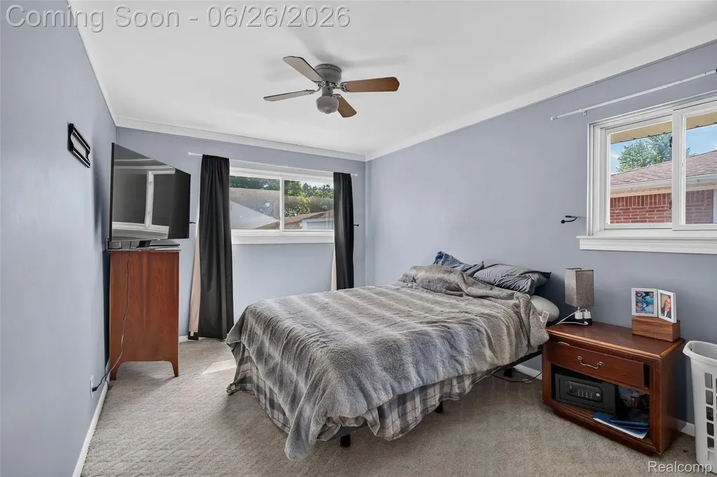 7660 Louise Court Westland City MI 48185