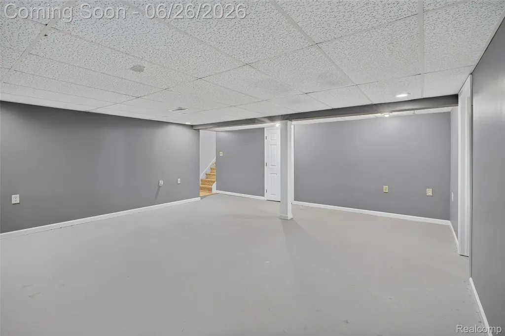 7660 Louise Court Westland City MI 48185