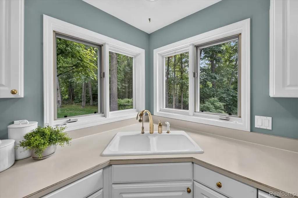 5079 Pinewood Drive Genoa Township MI 48116