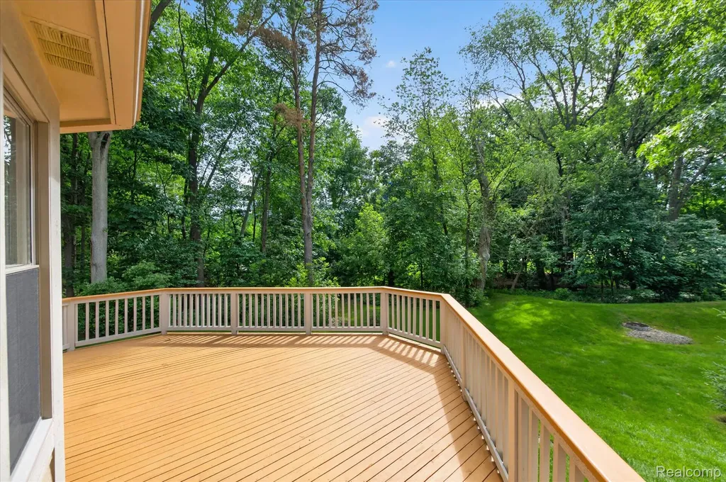 5079 Pinewood Drive Genoa Township MI 48116