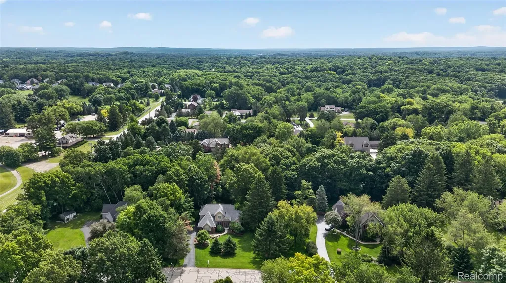 5079 Pinewood Drive Genoa Township MI 48116