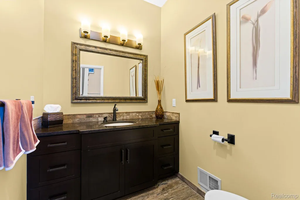 1137 S Tennyson Drive Milford Village MI 48381
