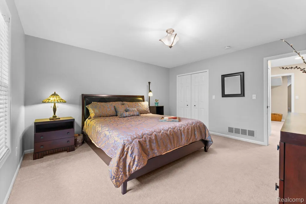 1137 S Tennyson Drive Milford Village MI 48381