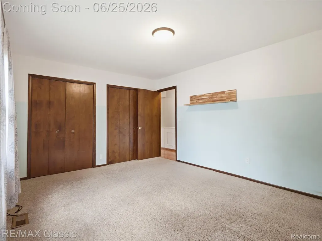17236 Carol Street Livonia City MI 48152