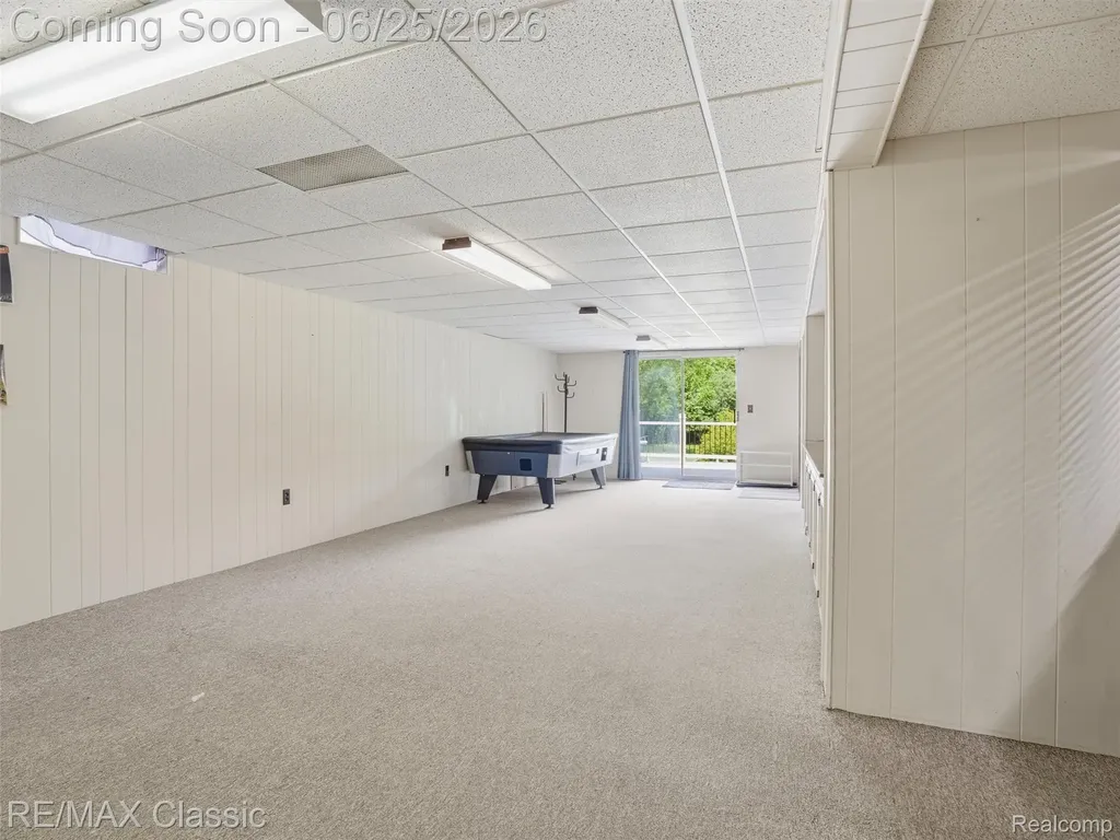 17236 Carol Street Livonia City MI 48152
