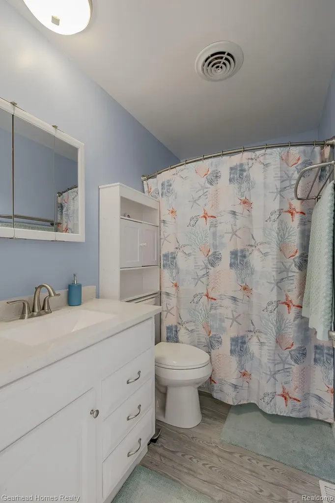 12364 Morrish Road Montrose Charter Township MI 48420