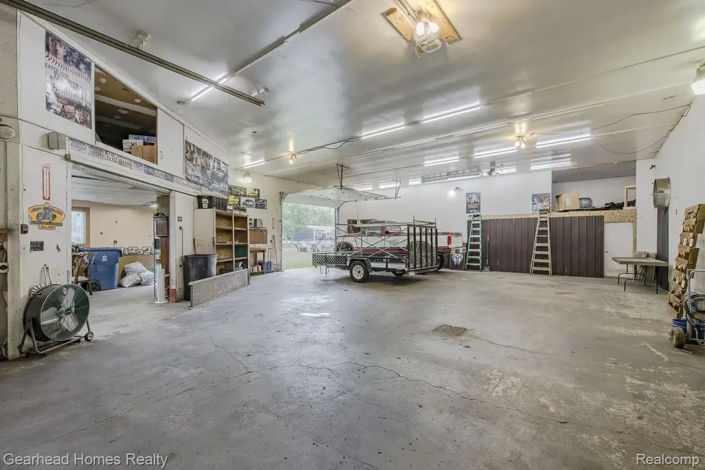 12364 Morrish Road Montrose Charter Township MI 48420