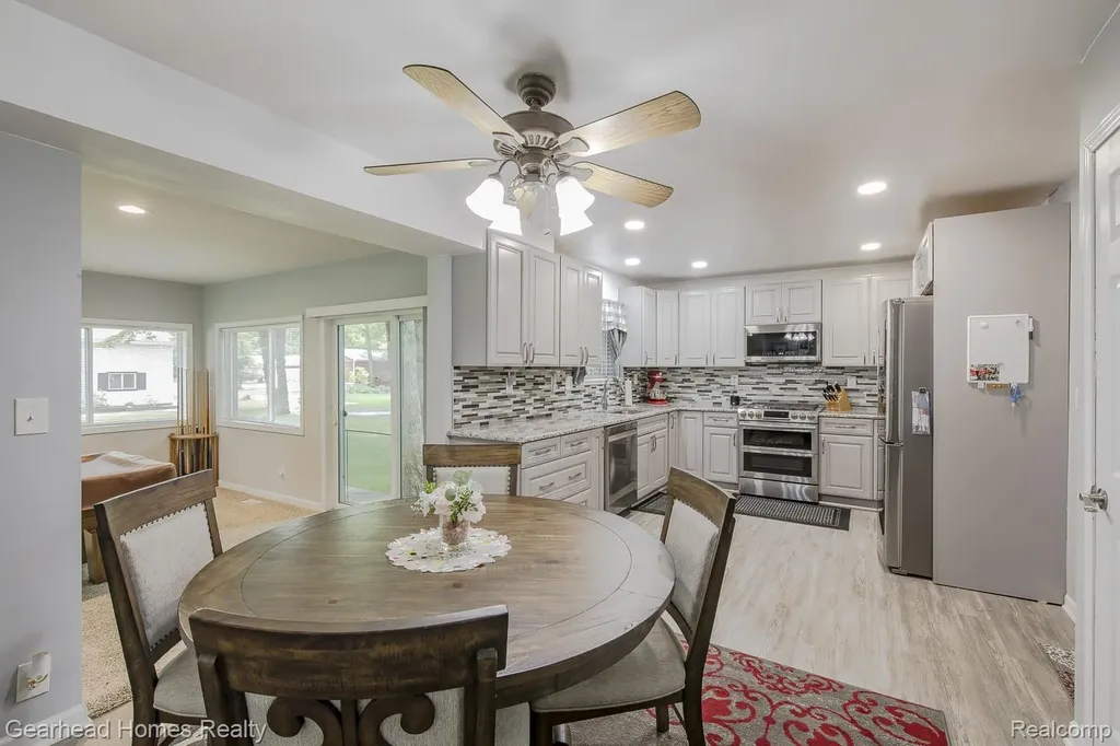 12364 Morrish Road Montrose Charter Township MI 48420