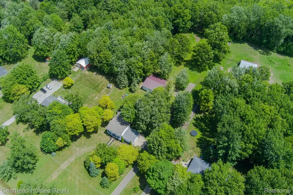12364 Morrish Road Montrose Charter Township MI 48420
