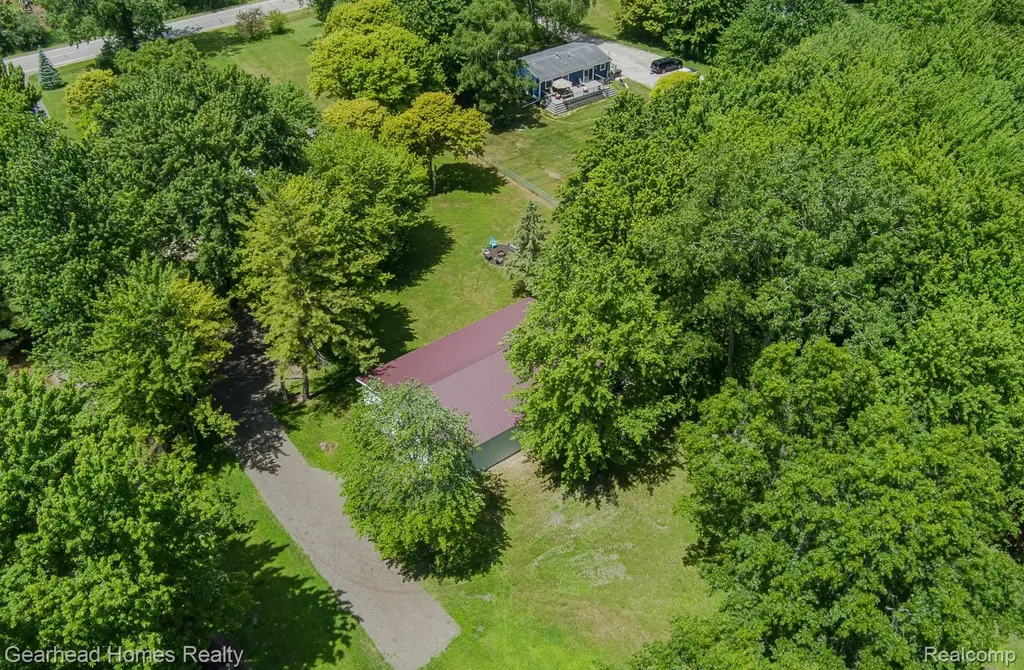 12364 Morrish Road Montrose Charter Township MI 48420