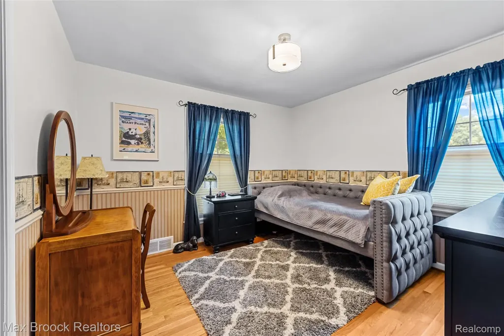 171 S Glengarry Road Bloomfield Hills City MI 48301