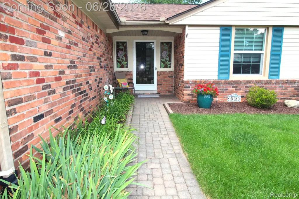 41784 Ladywood Drive Northville Township MI 48168