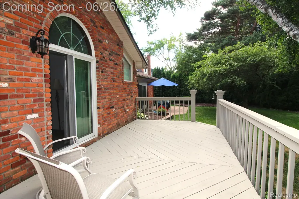 41784 Ladywood Drive Northville Township MI 48168