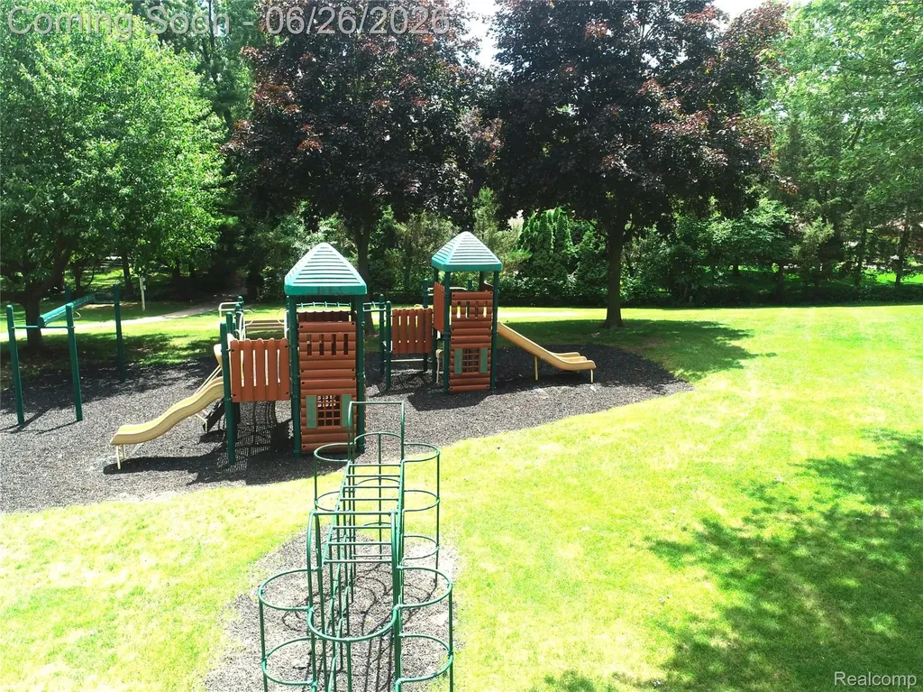41784 Ladywood Drive Northville Township MI 48168
