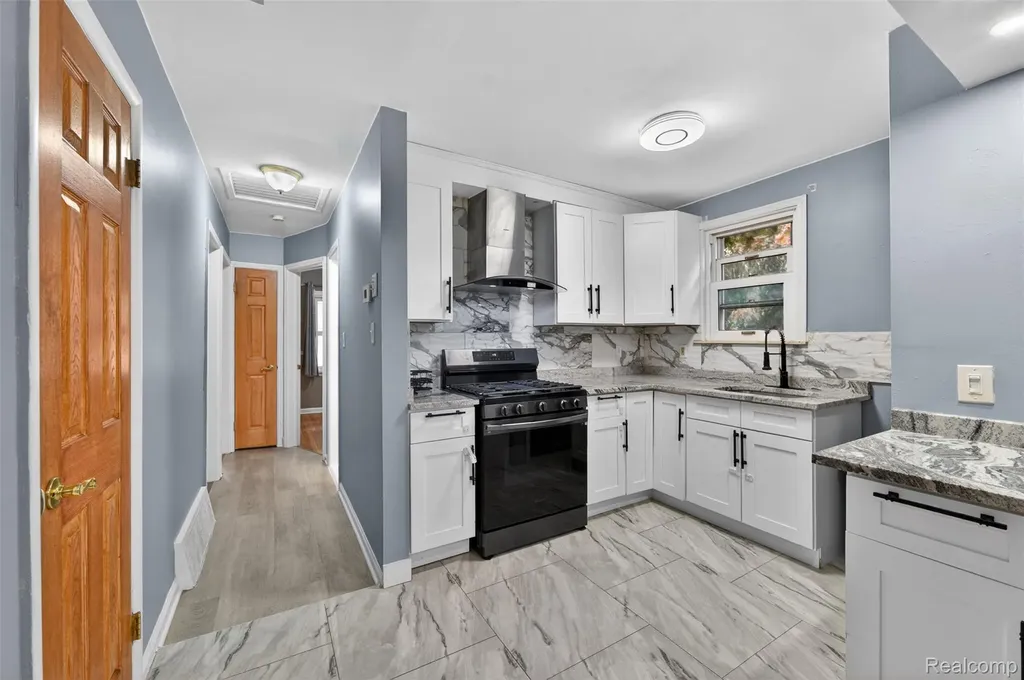 18923 Hanna Street Melvindale City MI 48122