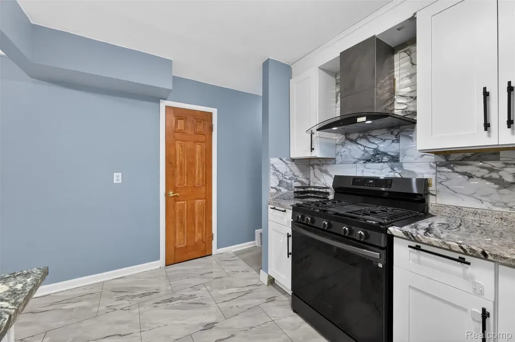 18923 Hanna Street Melvindale City MI 48122