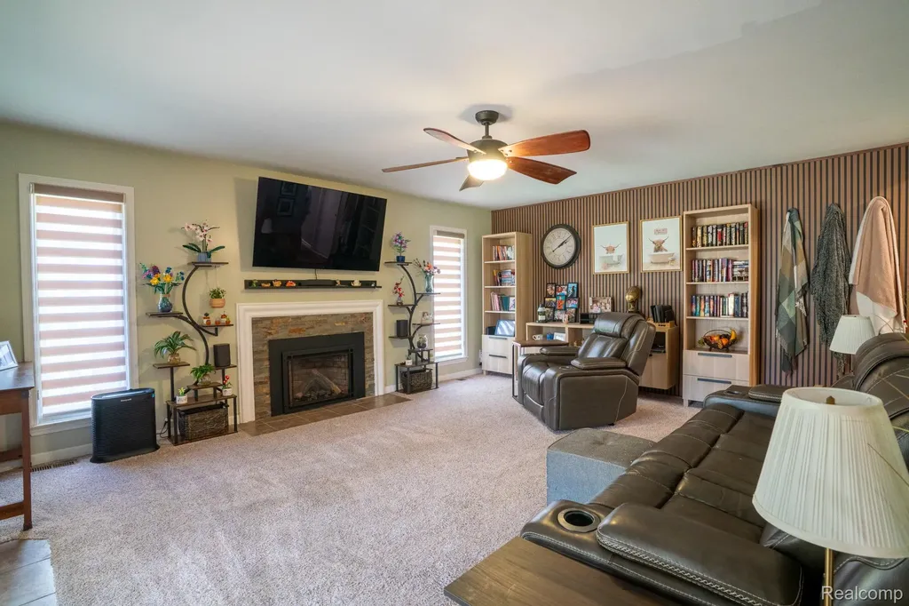 1552 Glen Lane Trenton City MI 48183