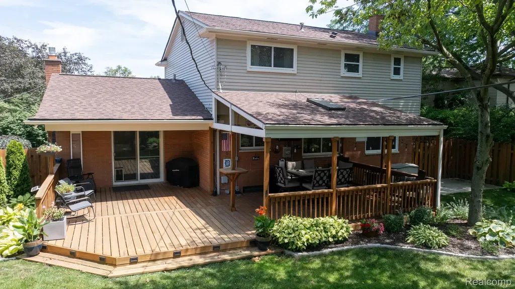 1552 Glen Lane Trenton City MI 48183