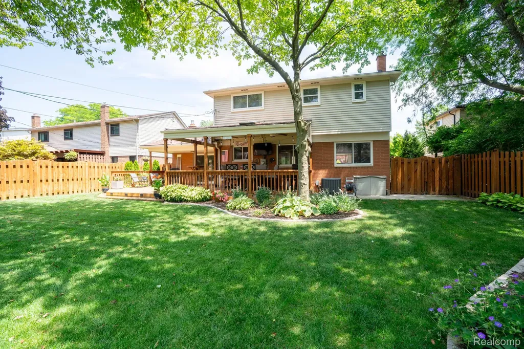 1552 Glen Lane Trenton City MI 48183