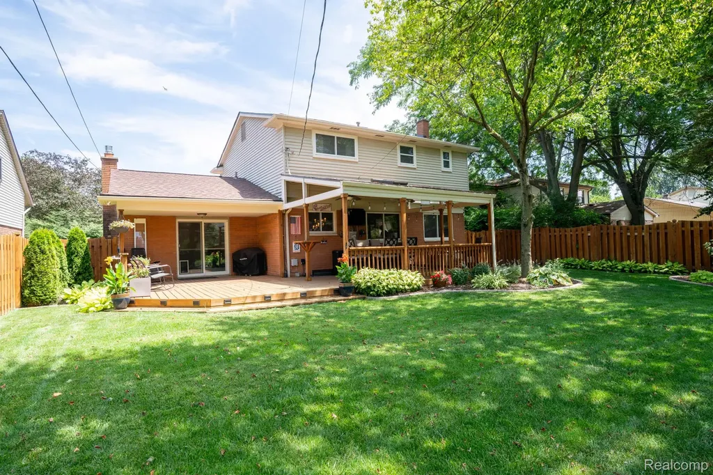 1552 Glen Lane Trenton City MI 48183