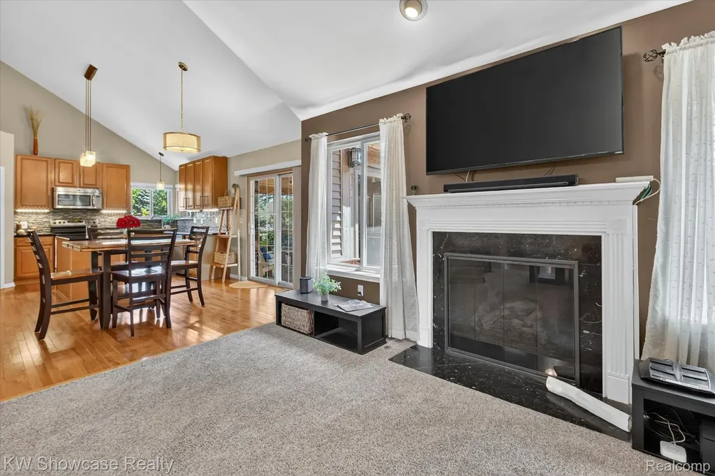 8265 Eastway Drive White Lake Charter Township MI 48386