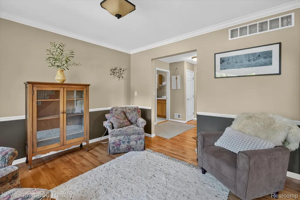 8265 Eastway Drive White Lake Charter Township MI 48386