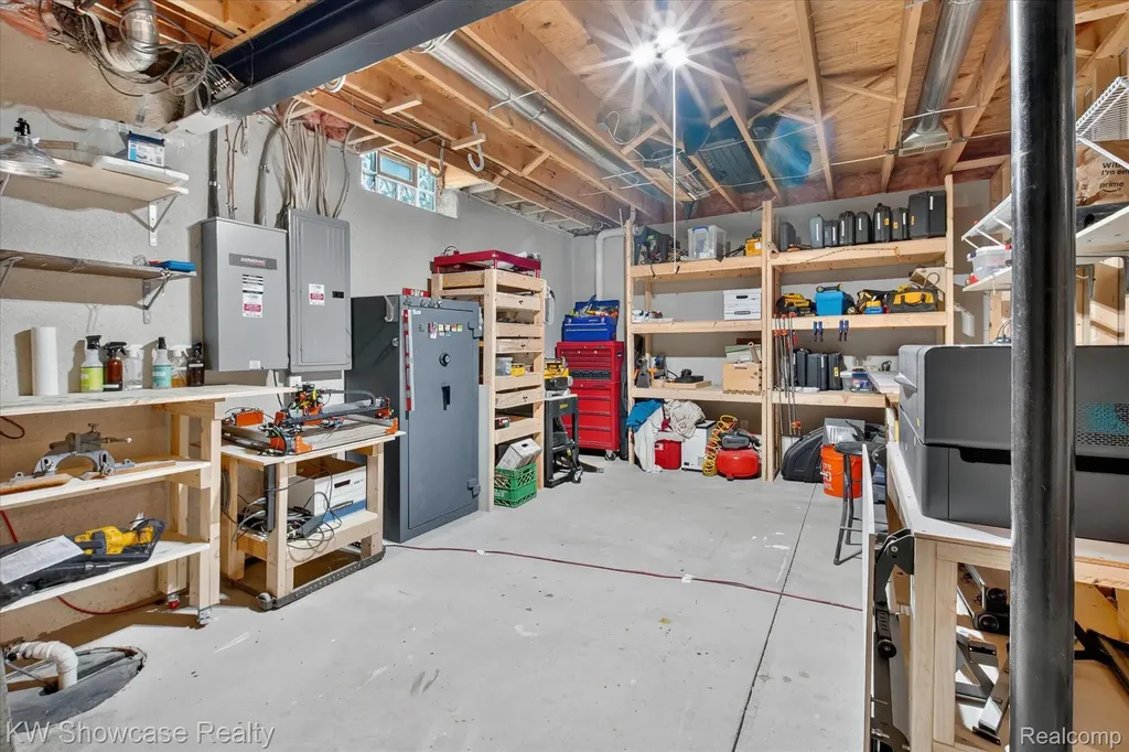 8265 Eastway Drive White Lake Charter Township MI 48386