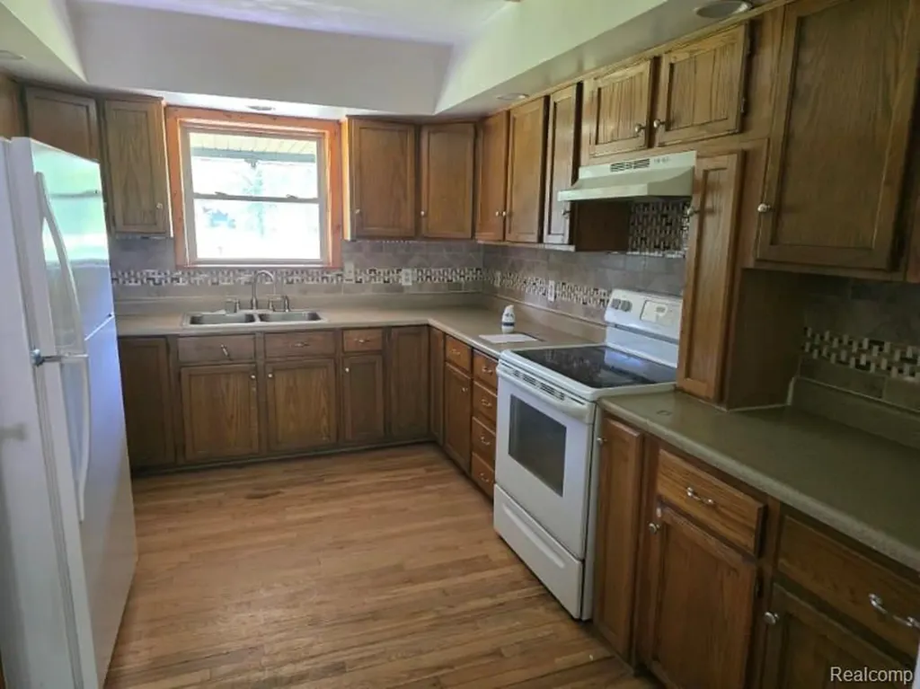 5848 Fostoria Road Marathon Township MI 48421