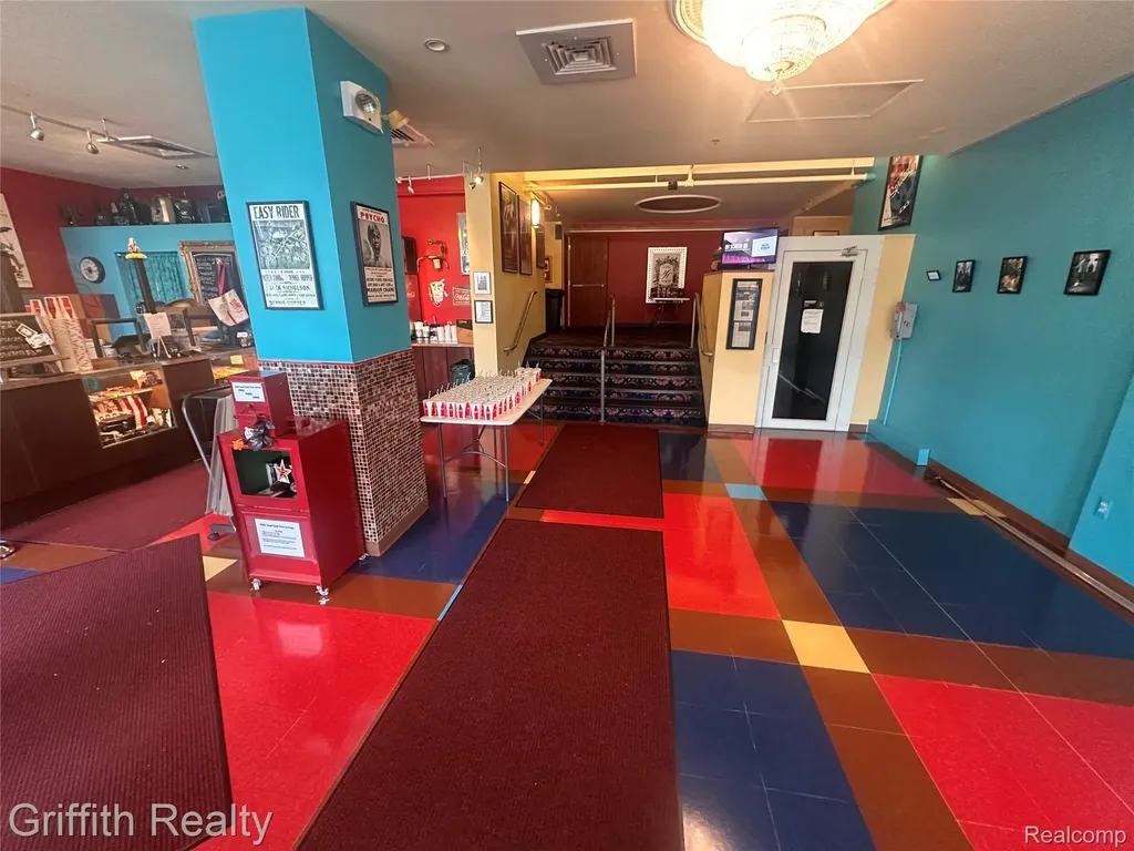 315 E Grand River Avenue Howell City MI 48843