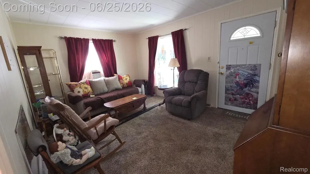 742 Mayflower Avenue Lincoln Park City MI 48146