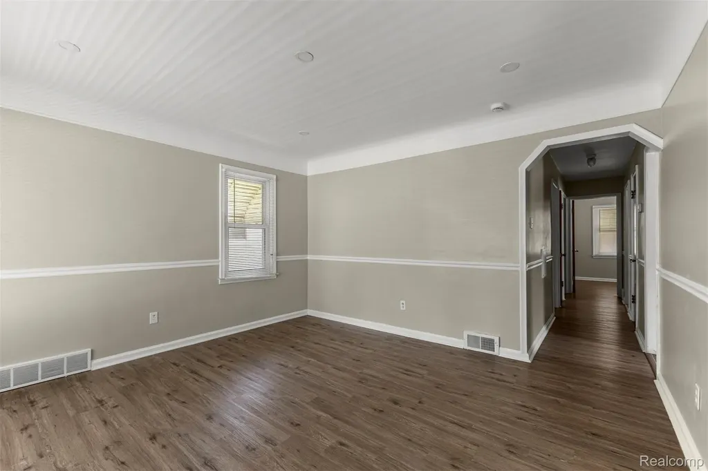 3434 Vassar Street Dearborn City MI 48124