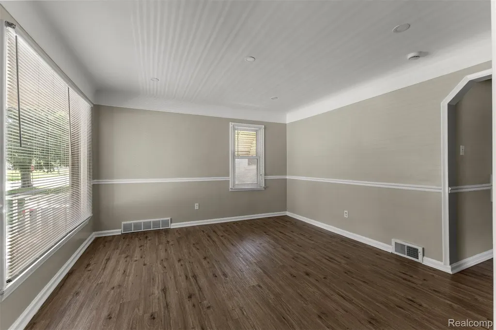 3434 Vassar Street Dearborn City MI 48124