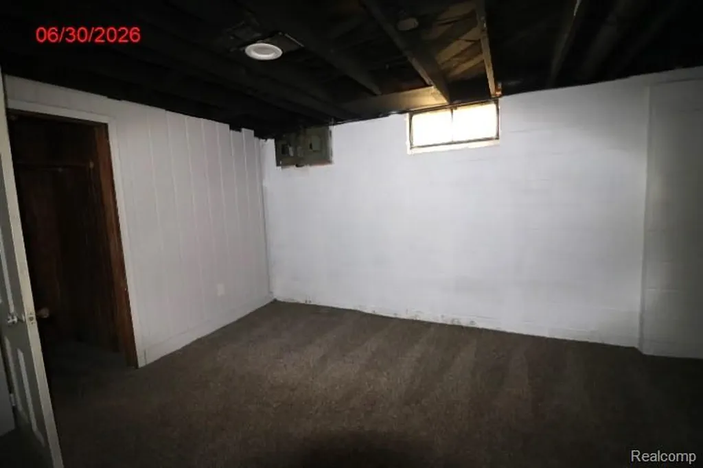 2430 Kentucky Avenue Flint City MI 48506