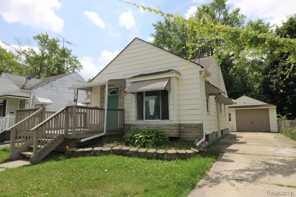 2430 Kentucky Avenue Flint City MI 48506