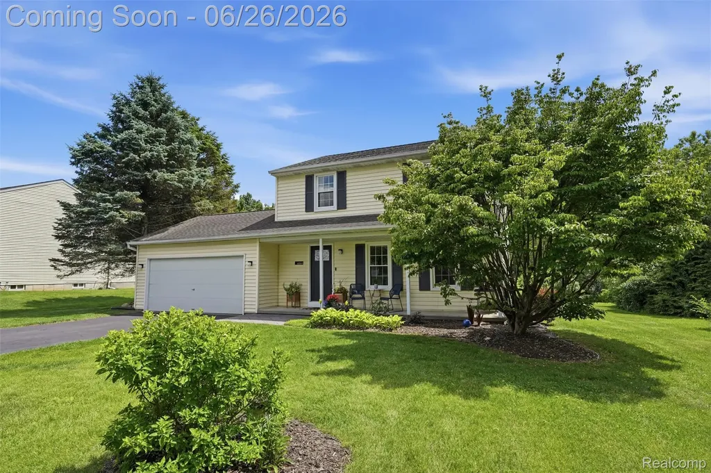60569 Town Square Street Lyon Charter Township MI 48165