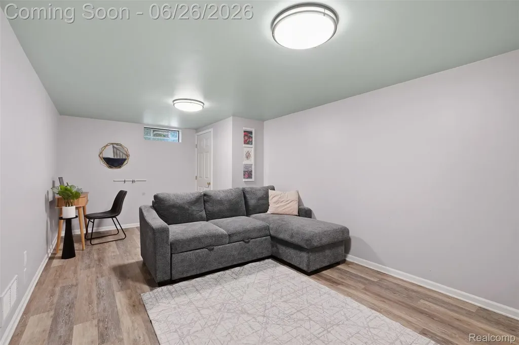 60569 Town Square Street Lyon Charter Township MI 48165
