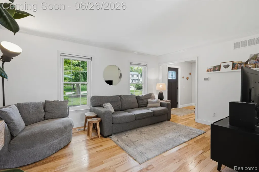 60569 Town Square Street Lyon Charter Township MI 48165