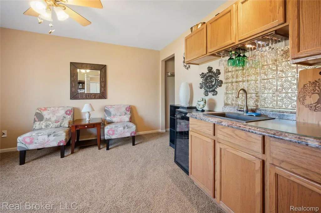 58767 Hunters Court South Lyon City MI 48178