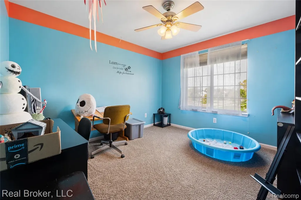 58767 Hunters Court South Lyon City MI 48178
